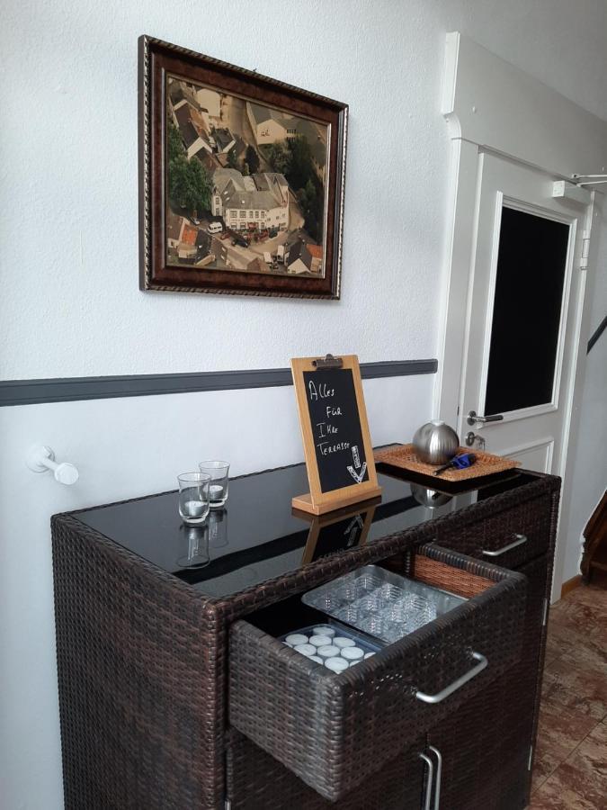 Sleep & Go! Self Service Rooms With Community Kitchen ニッテル エクステリア 写真