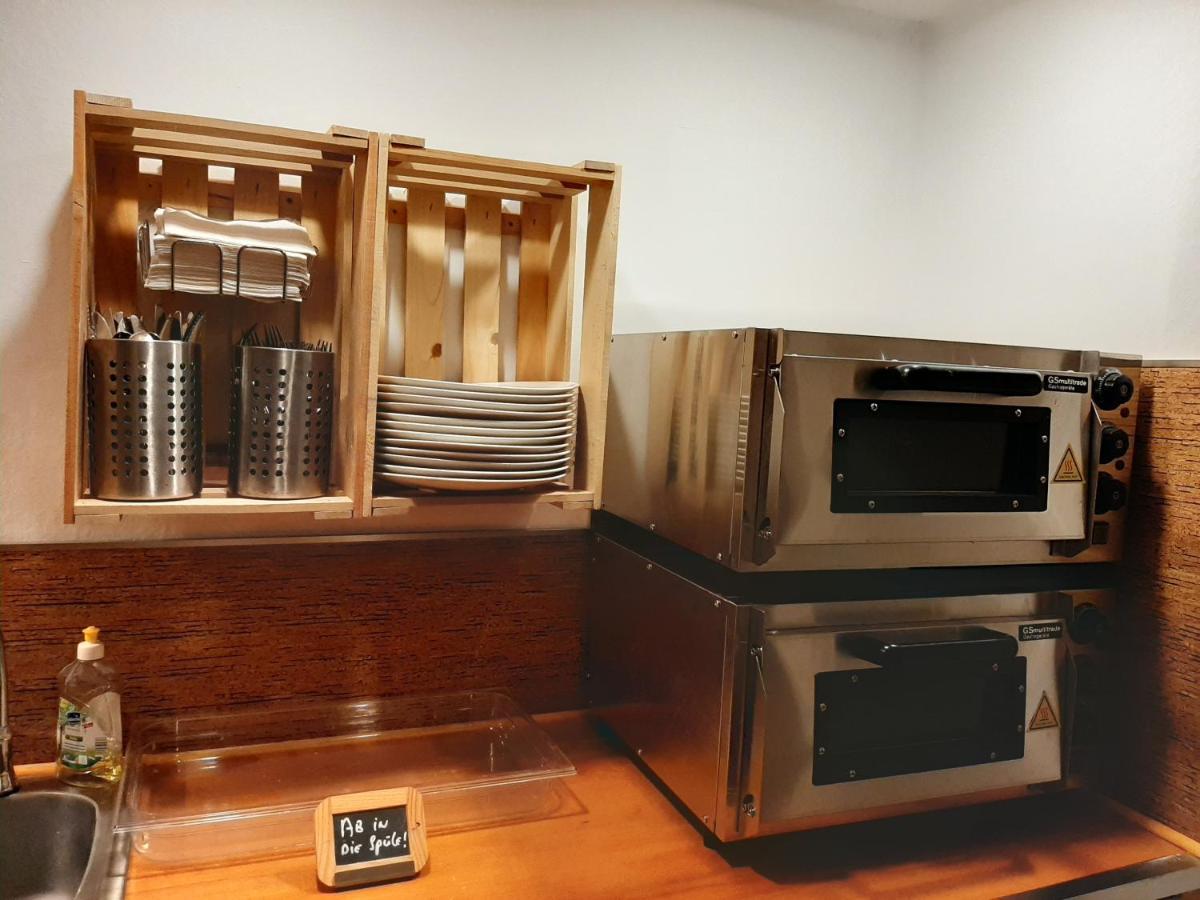 Sleep & Go! Self Service Rooms With Community Kitchen ニッテル エクステリア 写真